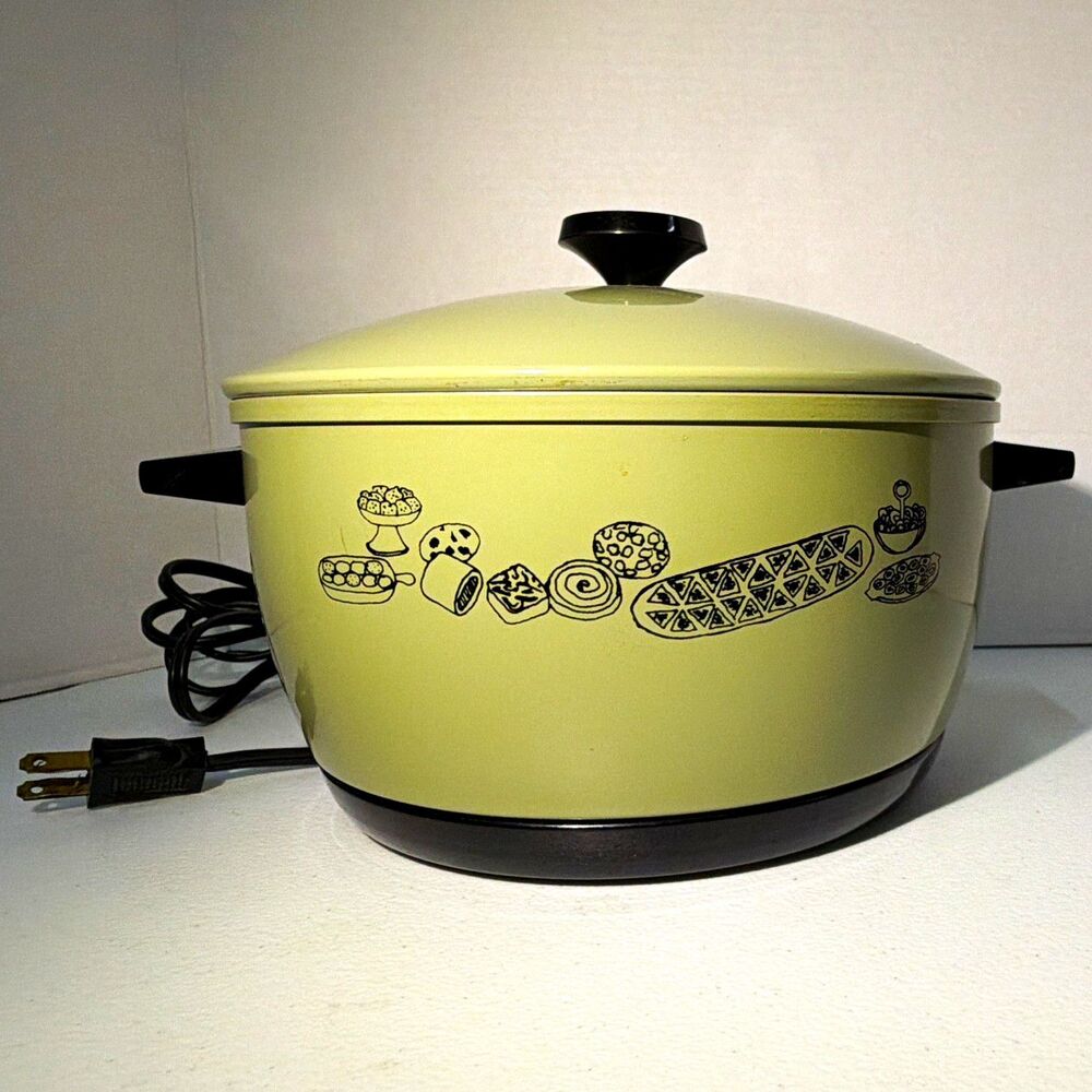 Vintage West Bend 2 Qt 15W 120 Volts Avocado Snac Keeper 5122 Warmer 70s